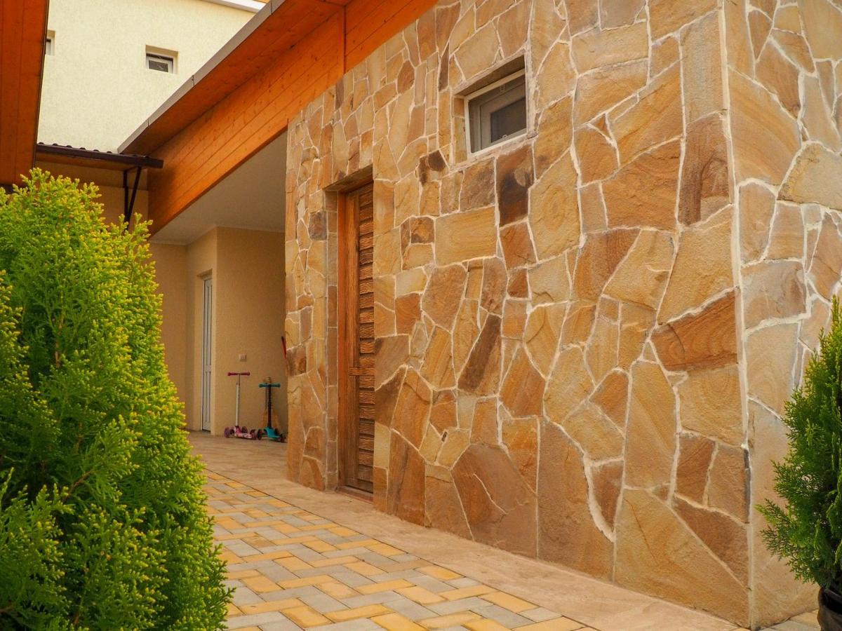 Гостевой Дом "Ласточкино Гнездо" Zandrypsch Exterior foto